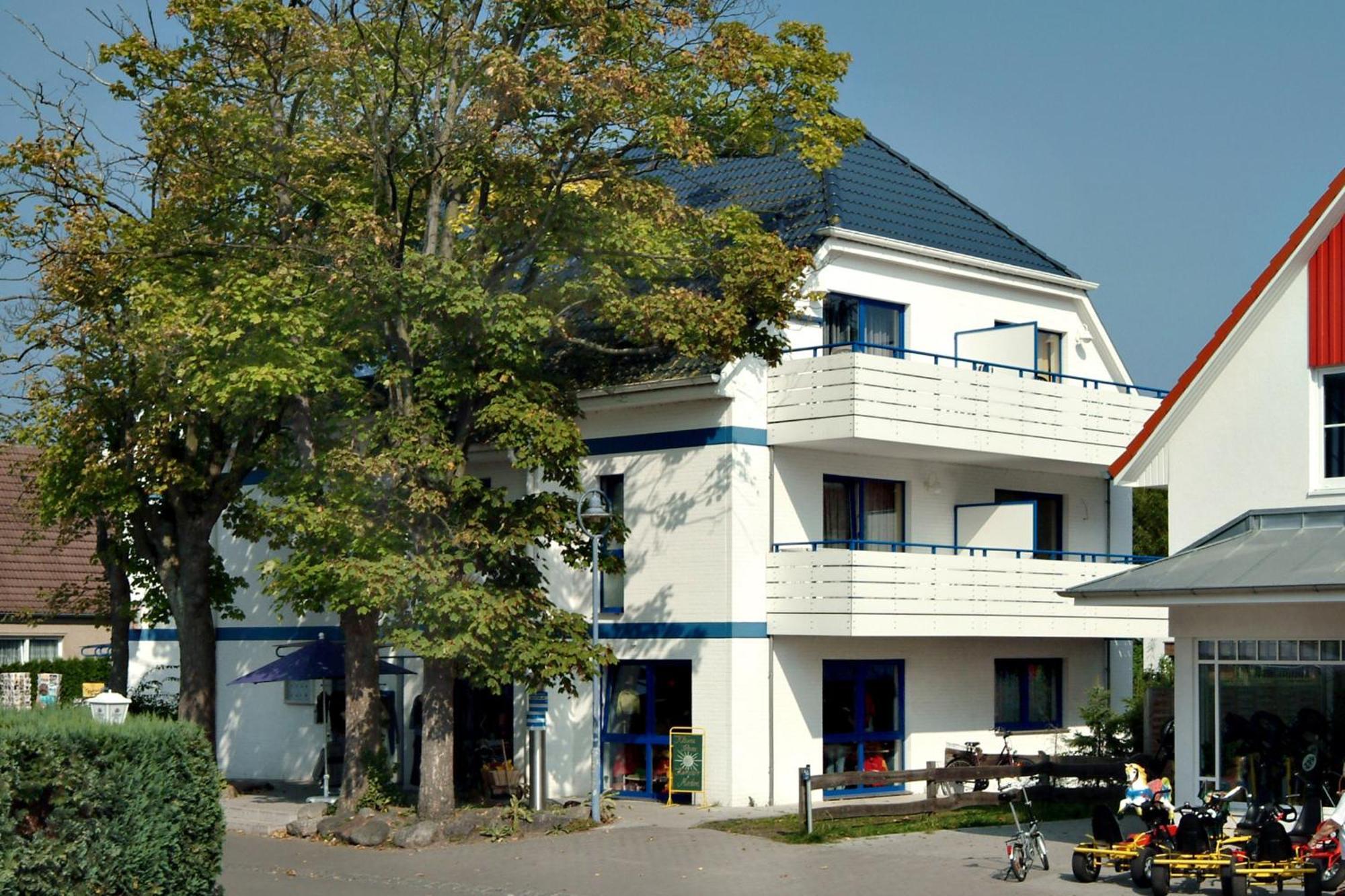 Appartmenthaus Central Fw 15 Zingst Bagian luar foto